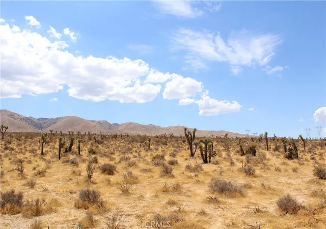 Photo 3 of Land for sale at 0 Cyn View Rd, Apple Valley, CA 92308 | MLS# HD26203859 | Listing updated on 2026-09-17
