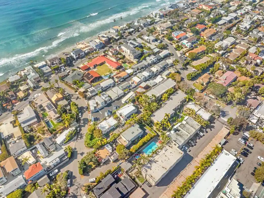 Listing Photo 27 - Condo for sale in 155 W Glaucus located at 155 W Glaucus, Encinitas, CA 92024 - Unit 155 W Glaucus