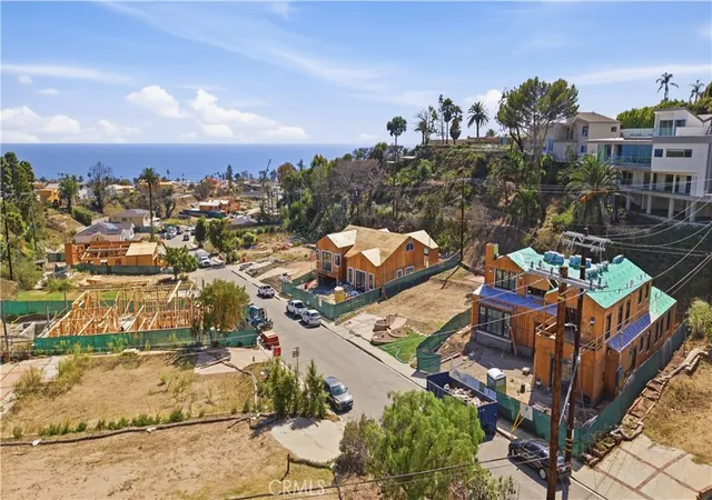 Photo 1 of Land for sale at 819 Jacon Way, Pacific Palisades, CA 90272 | MLS# LG26201318 | Listing updated on 2026-09-17