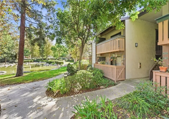 Photo 2 of Condo for sale at 20702 El Toro Rd #212, Lake Forest, CA 92630 | MLS# PW26202959 | Listing updated on 2026-09-26