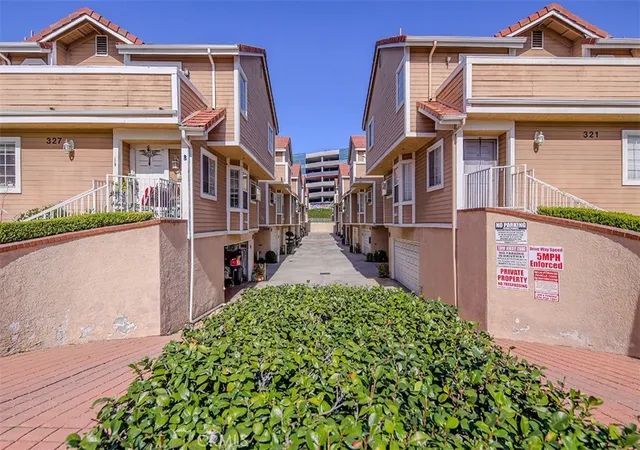 Photo 2 of Townhouse for sale at 331 Genoa #E, Monrovia, CA 91016 | MLS# AR26203932 | Listing updated on 2026-09-18