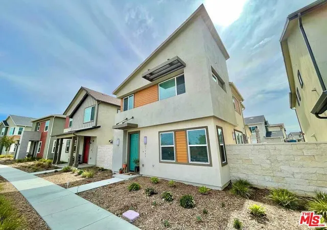Photo 1 of Single family home for sale at 27482 Boulderview Way, Valencia, CA 91381 | MLS# 26989675 | Listing updated on 2026-10-10