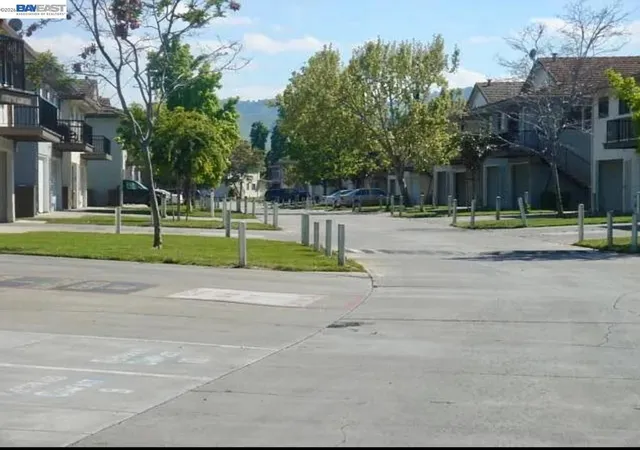Photo 2 of Condo for sale at 2101 Lemontree Way #4, Antioch, CA 94509 | MLS# 41148608 | Listing updated on 2026-10-01