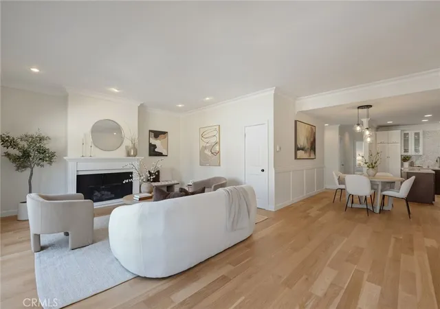 Photo 1 of Condo for sale at 1037 18th Street #9, Santa Monica, CA 90403 | MLS# SR26203693 | Listing updated on 2026-10-06