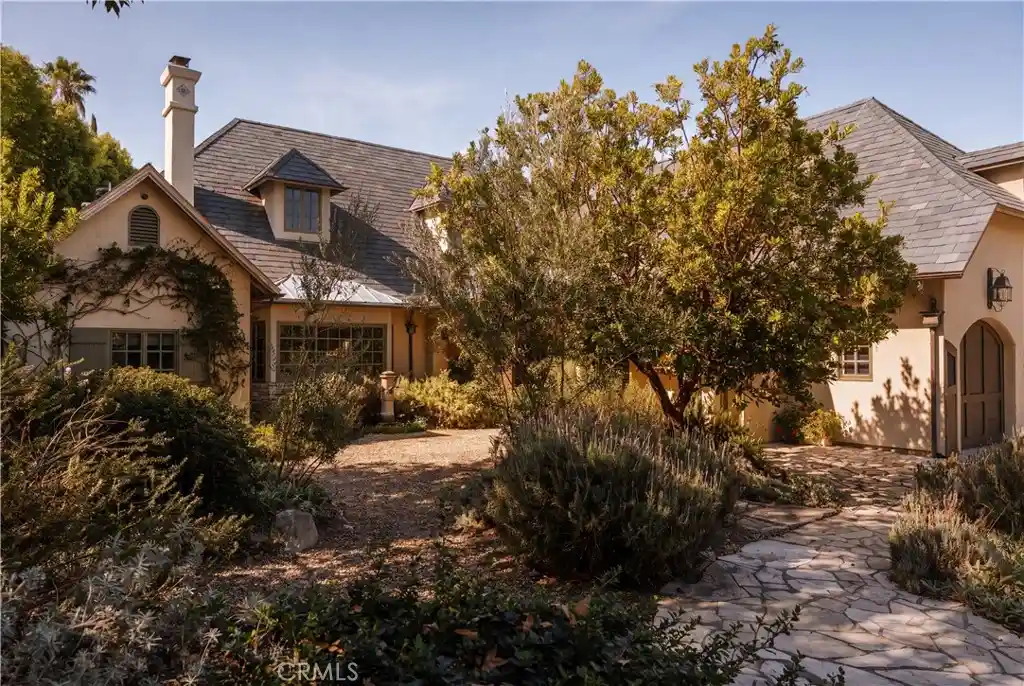 Photo 1 of Mansion for sale at 4155 Green Meadow Ct, Encino, CA 91316 | MLS# SR26201850 | Listing updated on 2026-10-29