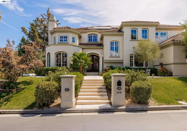 Photo 2 of Mansion for sale at 5698 La Seyne Pl, San Jose, CA 95138 | MLS# 41148612 | Listing updated on 2026-09-24