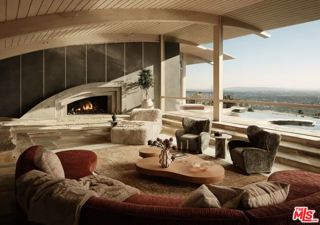 Photo 2 of Mansion for sale at 624 Cole Pl, Beverly Hills, CA 90210 | MLS# 26989347 | Listing updated on 2026-10-02