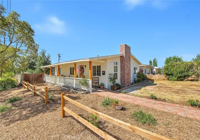 Photo 3 of Sale Pending at 321 N Cataract, San Dimas, CA 91773 | MLS# CV26201811 | Listing updated on 2026-10-05