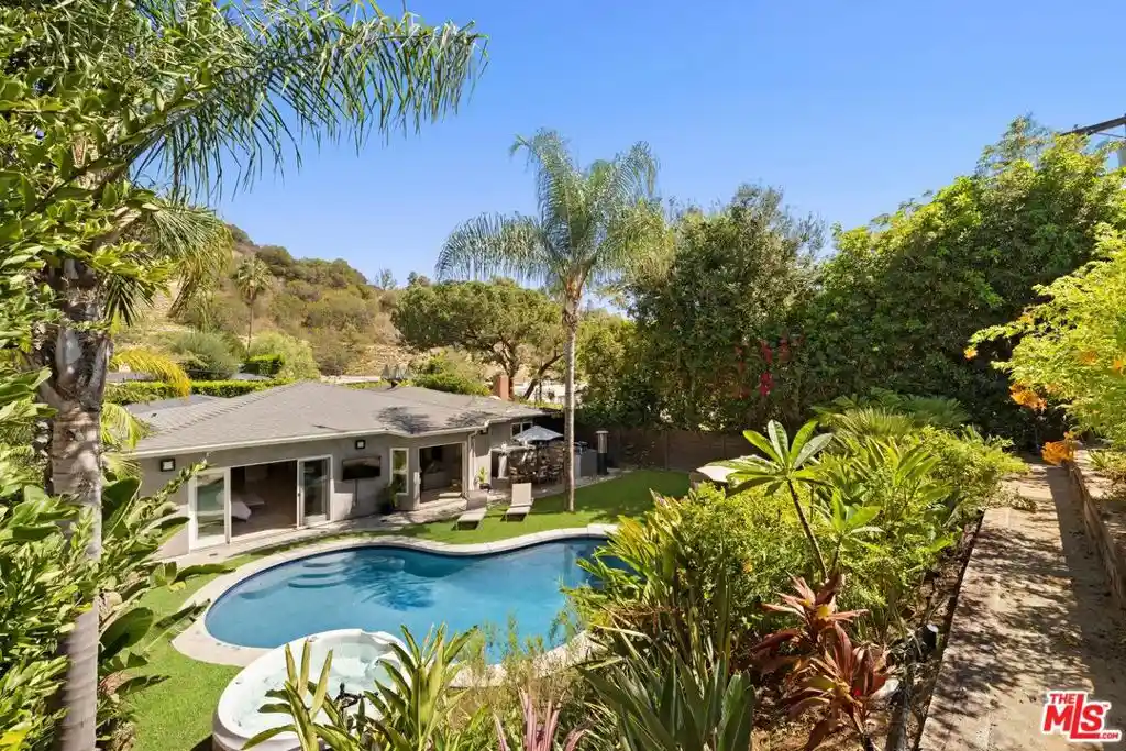 Photo 1 of Single family home for sale at 8142 Amor Rd, Los Angeles, CA 90046 | MLS# 26989559 | Listing updated on 2026-10-20