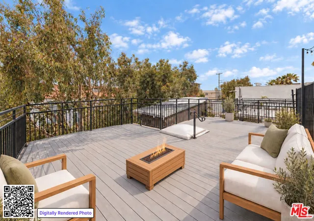 Photo 3 of Condo for sale at 3512 Pacific Ave #2, Marina Del Rey, CA 90292 | MLS# 26989721 | Listing updated on 2026-10-01