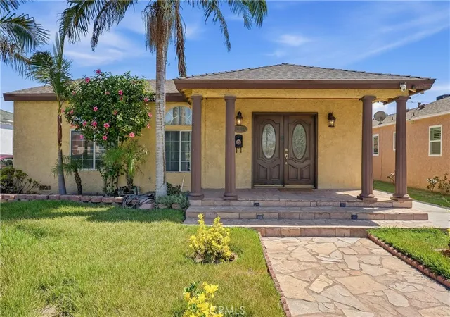 Photo 1 of Sale Pending at 10962 Elm Ave, Lynwood, CA 90262 | MLS# SW26203146 | Listing updated on 2026-09-26