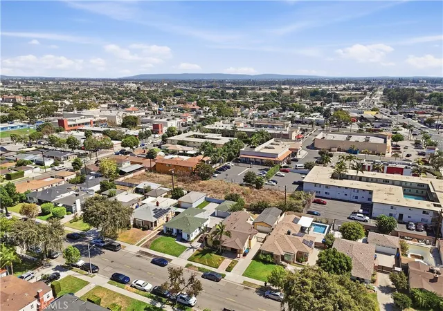 Photo 35 of Sale Pending at 10962 Elm Ave, Lynwood, CA 90262 | MLS# SW26203146 | Listing updated on 2026-09-26