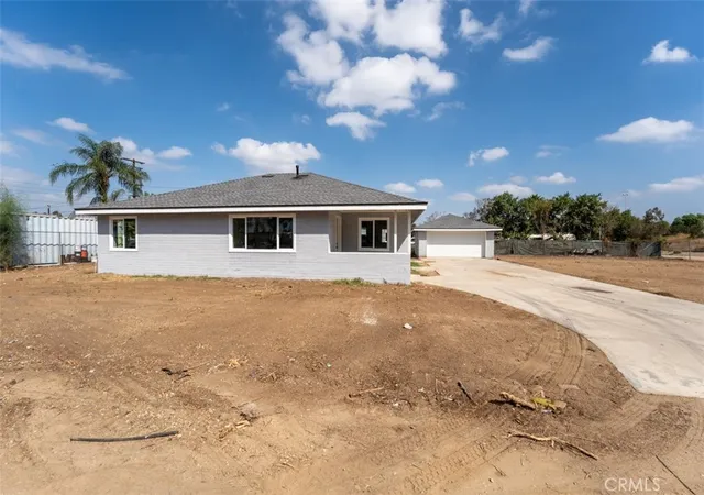 Photo 1 of Sale Pending at 1500 Spencer, Norco, CA 92860 | MLS# CV26204095 | Listing updated on 2026-10-28
