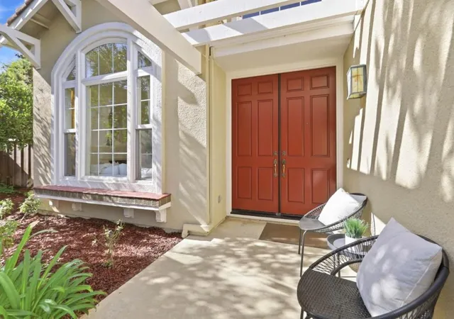 Photo 2 of Sale Pending at 18896 Woodleigh Ct, Saratoga, CA 95070 | MLS# ML82061702 | Listing updated on 2026-10-06