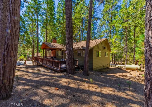 Photo 3 of Single family home for sale at 8005 Cedar, Yosemite National Park, CA 95389 | MLS# FR26204176 | Listing updated on 2026-09-18