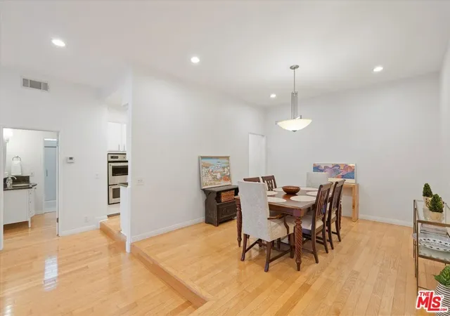 Photo 3 of Condo for sale at 11947 Dorothy St #203, Los Angeles, CA 90049 | MLS# 26988925 | Listing updated on 2026-09-25