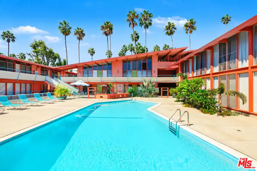 Photo 1 of Condo for sale at 1400 N Hayworth Ave #6, West Hollywood, CA 90046 | MLS# 26989573 | Listing updated on 2026-10-21