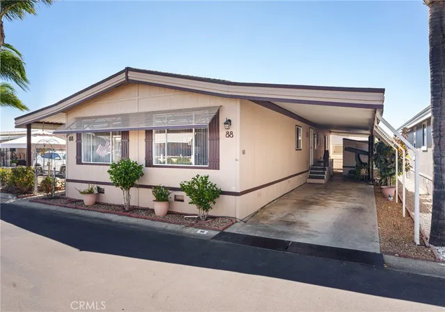 Photo 3 of Manufactured home for sale at 1212 H St #88, Ramona, CA 92065 | MLS# IG26203355 | Listing updated on 2026-10-03