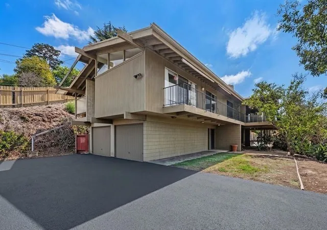 Photo 2 of Sale Pending at 9827 Edgar Pl, La Mesa, CA 91941 | MLS# 260022837SD | Listing updated on 2026-09-24