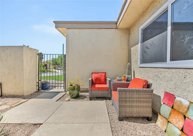 Photo 2 of Single family home for sale at 434 Champlain, Claremont, CA 91711 | MLS# CV26201806 | Listing updated on 2026-09-26