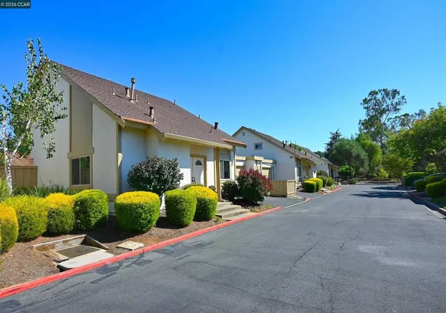 Photo 3 of Sale Pending at 4836 Boxer Blvd, Concord, CA 94521 | MLS# 41148646 | Listing updated on 2026-09-25