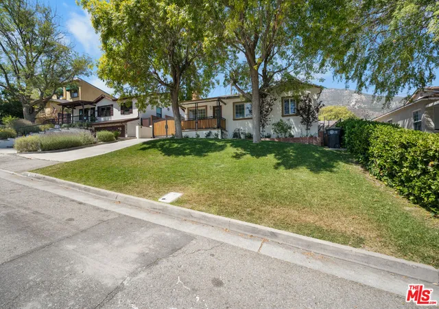 Photo 2 of Single family home for sale at 3317 Burritt Way, La Crescenta, CA 91214 | MLS# 26989895 | Listing updated on 2026-10-09