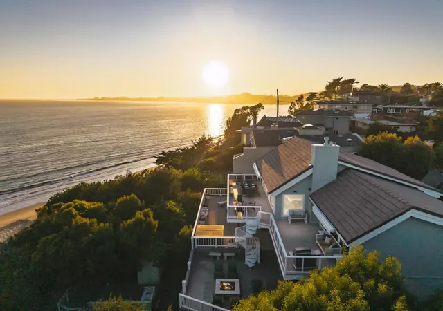 Photo 2 of Sale Pending at 106 Mar Vista Dr, Aptos, CA 95003 | MLS# ML82061726 | Listing updated on 2026-10-02