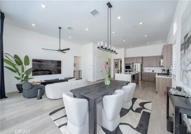 Photo 2 of Sale Pending at 264 Mustang, Palm Springs, CA 92262 | MLS# OC26204196 | Listing updated on 2026-10-09