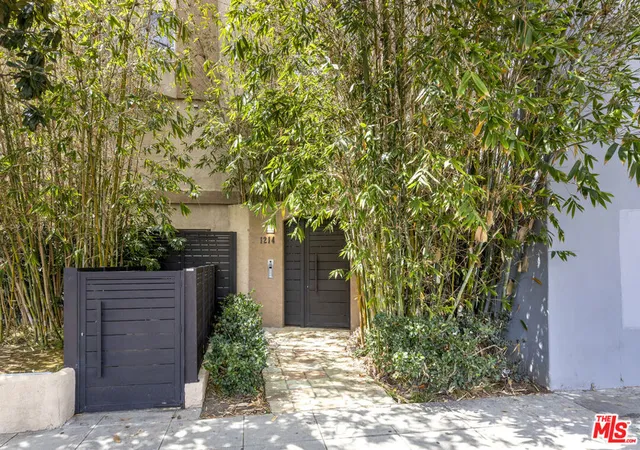 Photo 3 of Condo for sale at 1214 14th Street #203, Santa Monica, CA 90404 | MLS# 26989131 | Listing updated on 2026-09-30