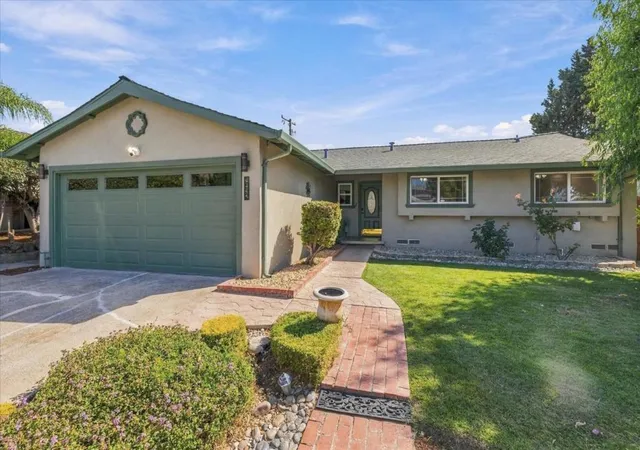 Photo 2 of Sale Pending at 3532 Columbine Dr, San Jose, CA 95127 | MLS# ML82061043 | Listing updated on 2026-10-10