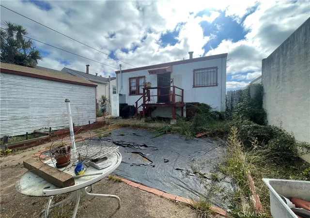 Photo 2 of Sale Pending at 3063 Maple Ave, Oakland, CA 94602 | MLS# PW26203902 | Listing updated on 2026-10-05