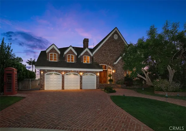 Photo 2 of Mansion for sale at 1464 Via Cresta, Pacific Palisades, CA 90272 | MLS# SB26204444 | Listing updated on 2026-10-10