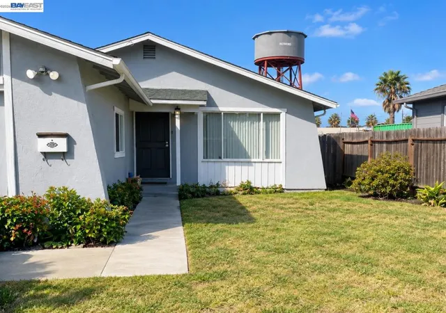 Photo 1 of Sale Pending at 3911 Ohio Ave, Richmond, CA 94804 | MLS# 41148681 | Listing updated on 2026-09-30