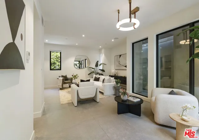 Photo 3 of Single family home for sale at 923 N Hilldale Ave, West Hollywood, CA 90069 | MLS# 26988639 | Listing updated on 2026-09-30