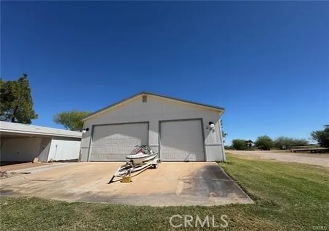 Photo 2 of Manufactured home for sale at 3397 Hwy 95 #223, Blythe, CA 92225 | MLS# OC26204165 | Listing updated on 2026-09-18