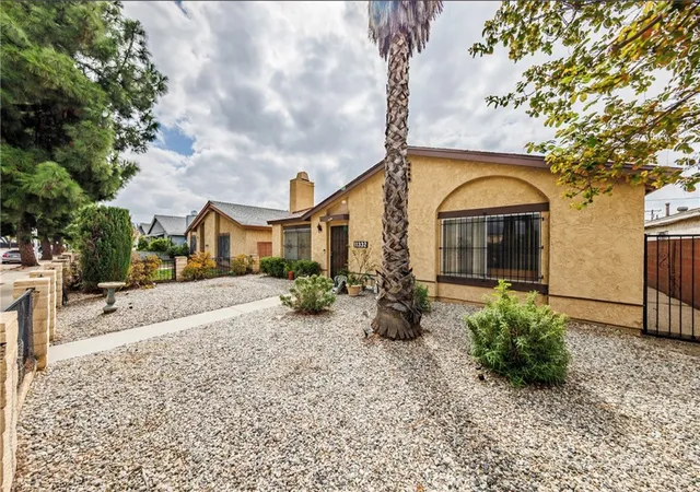 Photo 2 of Single family home for sale at 11332 Strathern, Sun Valley, CA 91352 | MLS# SR26165985 | Listing updated on 2026-09-28
