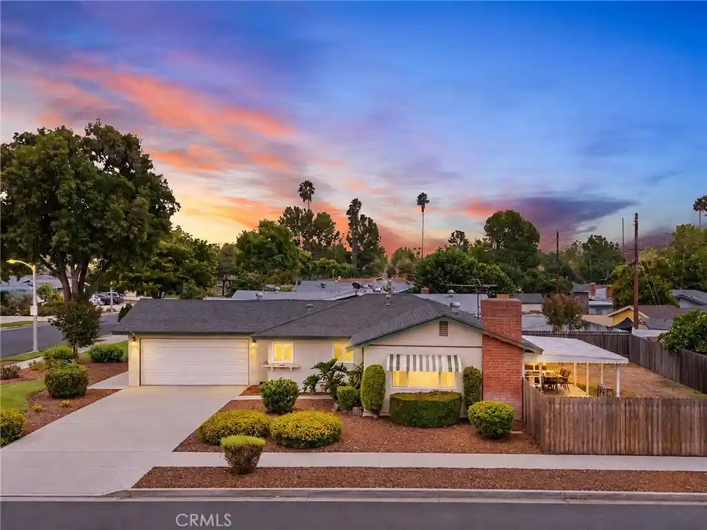 Photo 1 of Single family home for sale at 4386 Toyon Rd, Riverside, CA 92504 | MLS# SW26201663 | Listing updated on 2026-10-25