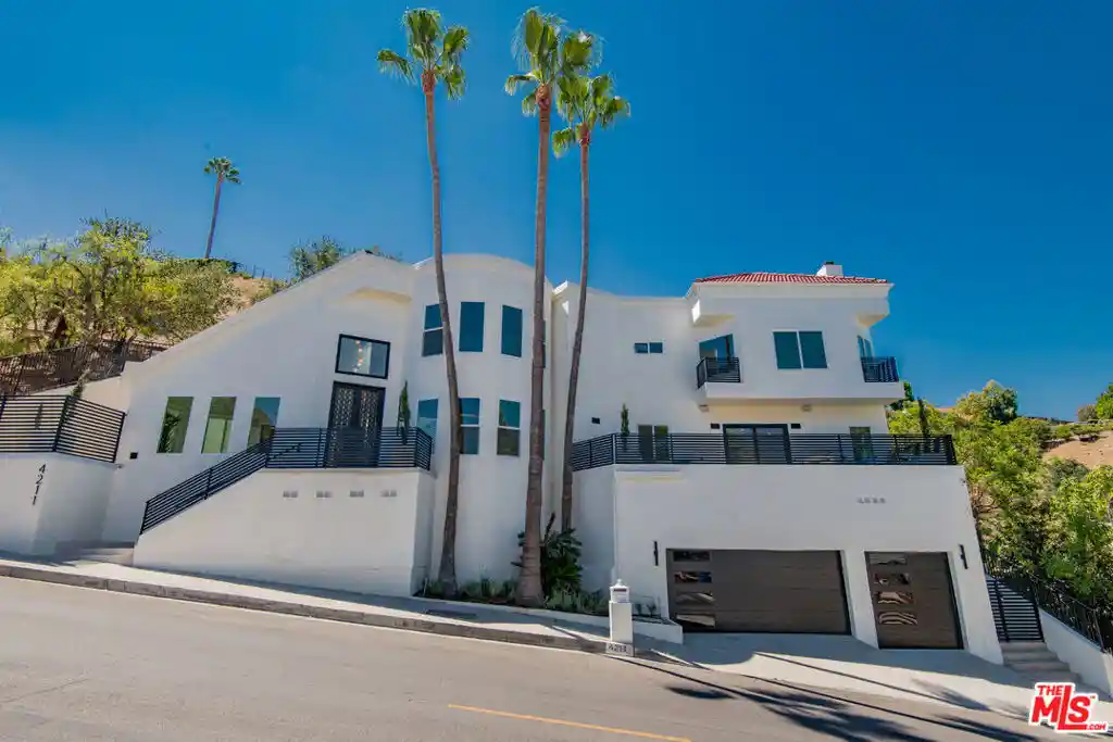 Photo 1 of Single family home for sale at 4211 Nogales Dr, Tarzana, CA 91356 | MLS# 26873085 | Listing updated on 2026-10-30