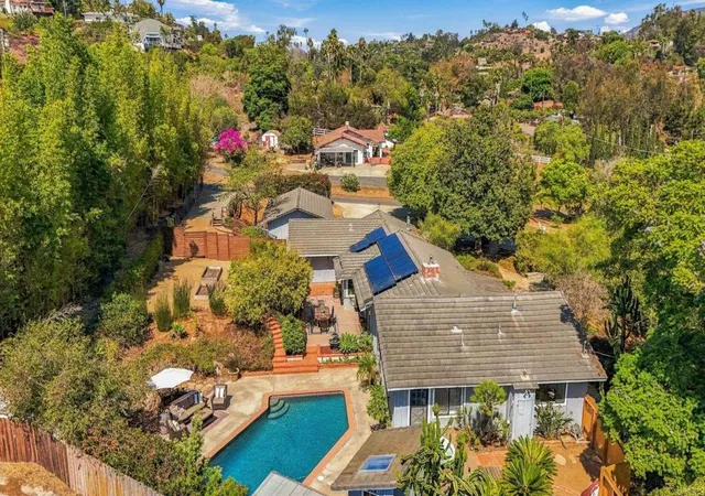 Photo 3 of Sale Pending at 919 Valley Dr, Vista, CA 92084 | MLS# NDP2608750 | Listing updated on 2026-10-06