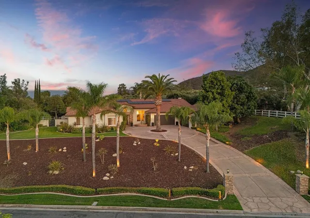 Photo 2 of Single family home for sale at 42909 Joshua Tree Ct, Murrieta, CA 92562 | MLS# 260022878SD | Listing updated on 2026-09-22