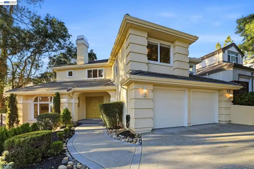 Photo 1 of Single family home for sale at 1002 Canyon Crk Ter, Fremont, CA 94536 | MLS# 41148706 | Listing updated on 2026-10-21