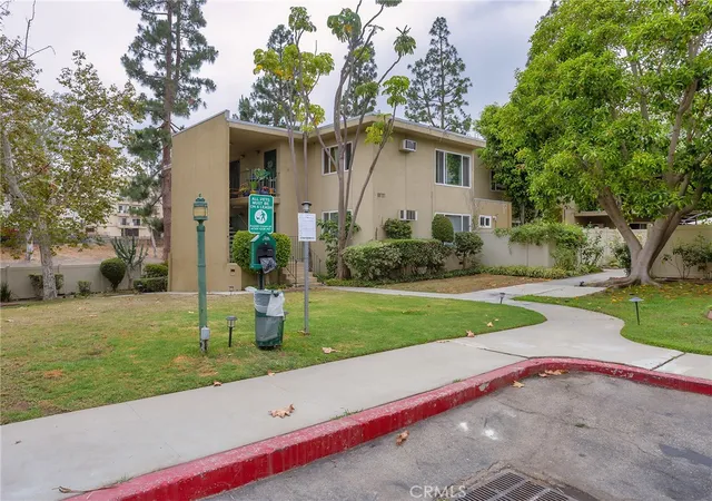 Photo 2 of Townhouse for sale at 11138 Aqua Vista St #18, North Hollywood, CA 91602 | MLS# BB26202767 | Listing updated on 2026-10-11