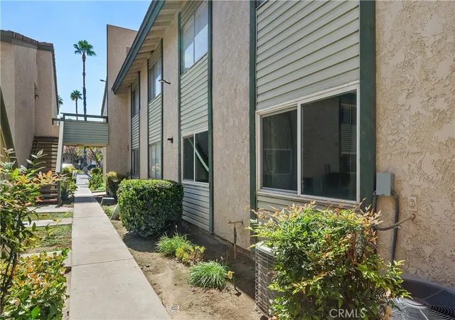 Photo 3 of Condo for sale at 2255 Cahuilla St #67, Colton, CA 92324 | MLS# IG26204531 | Listing updated on 2026-09-27