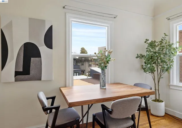 Listing Photo 5 - Condo for sale in building located at 1438 Lakeshore Ave, Oakland, CA 94606 - Unit #6