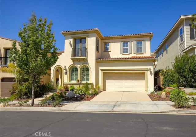 Photo 1 of Single family home for sale at 20523 Stella Pl, Santa Clarita, CA 91350 | MLS# GD26202493 | Listing updated on 2026-10-09