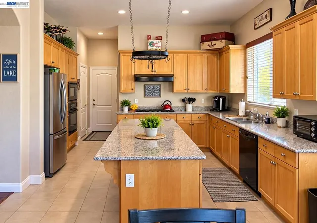 Photo 2 of Single family home for sale at 12 Selene Way, Copperopolis, CA 95228 | MLS# 41148733 | Listing updated on 2026-10-07