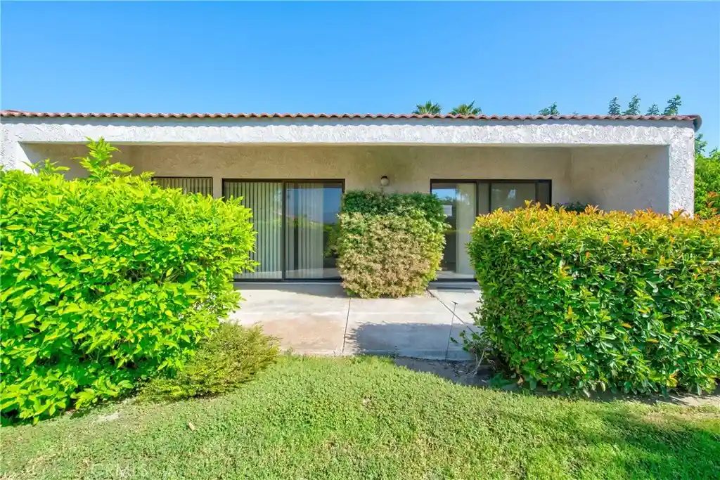Listing Photo 33 - Condo for sale in 187 Winterhaven located at 187 Winterhaven, Palm Desert, CA 92260 - Unit 187 Winterhaven