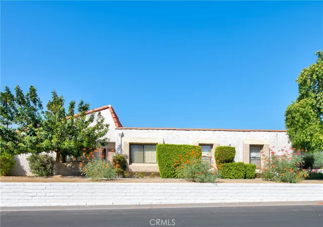 Listing Photo 5 - Condo for sale in building located at 187 Winterhaven, Palm Desert, CA 92260