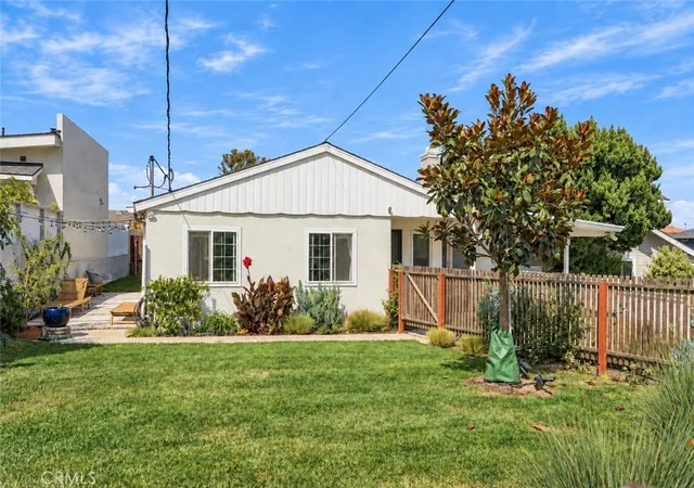 Photo 1 of Sale Pending at 2005 Ripley Ave, Redondo Beach, CA 90278 | MLS# SB26204653 | Listing updated on 2026-09-23