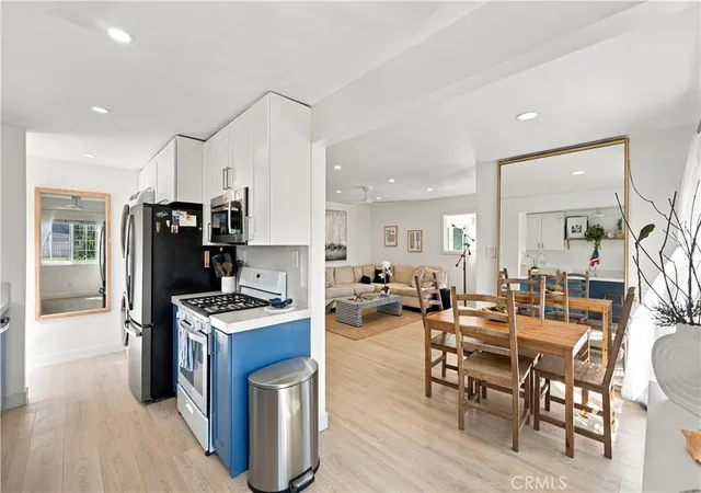 Photo 3 of Sale Pending at 2005 Ripley Ave, Redondo Beach, CA 90278 | MLS# SB26204653 | Listing updated on 2026-09-23